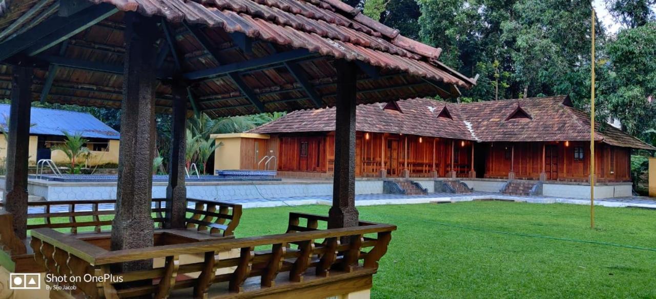 Sparrow Vale Resort Kotamangalam Exterior photo