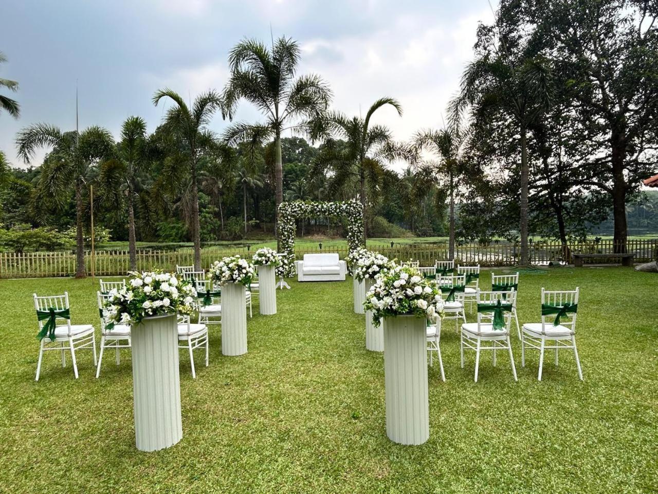 Sparrow Vale Resort Kotamangalam Exterior photo