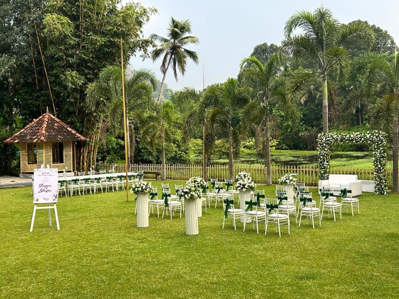 Sparrow Vale Resort Kotamangalam Exterior photo